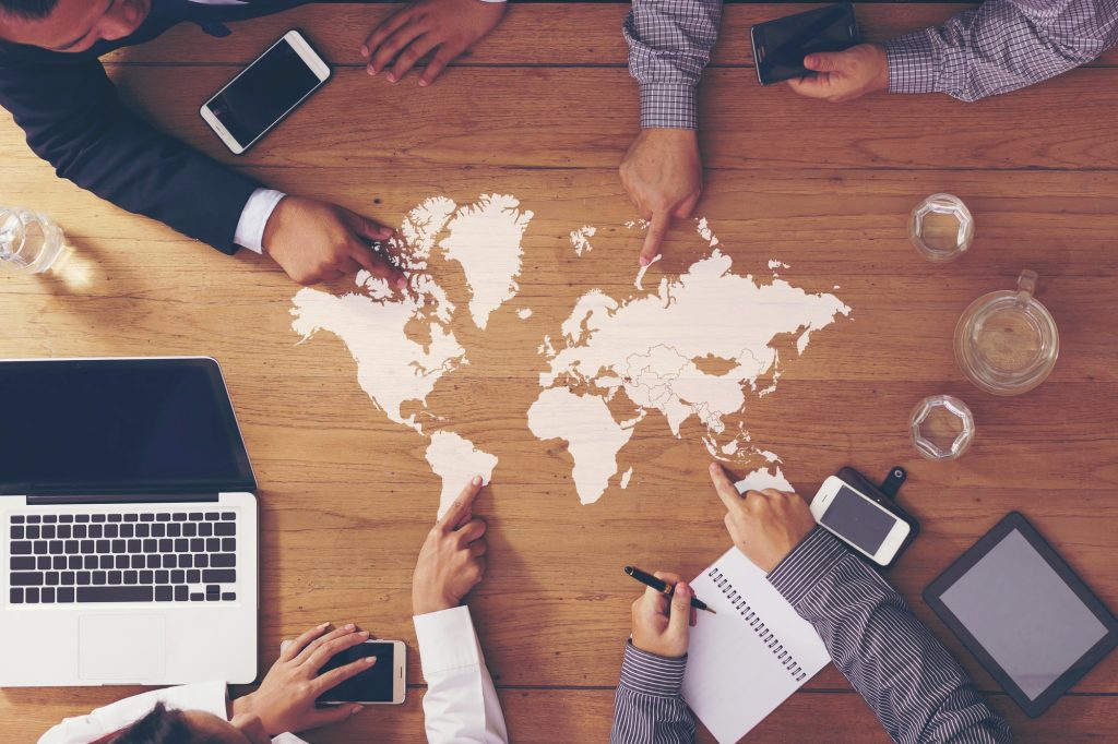 custom borders desbloqueamos fronteras. tu socio en comercio exterior